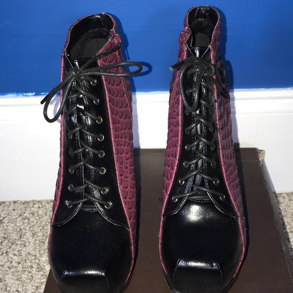 Bootie - Picture 2 of 4